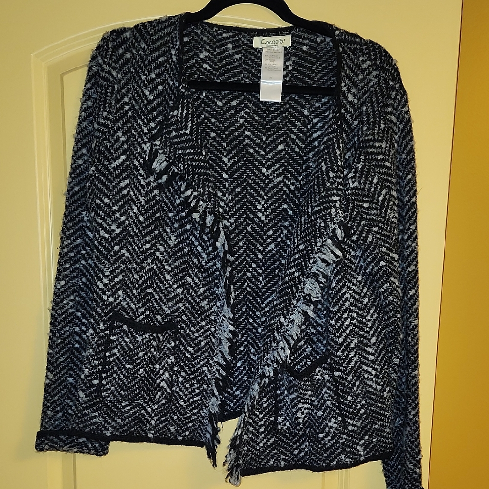 Cocogio Black and Gray Women's Cardigan. 25% Wool. Made In Italy.